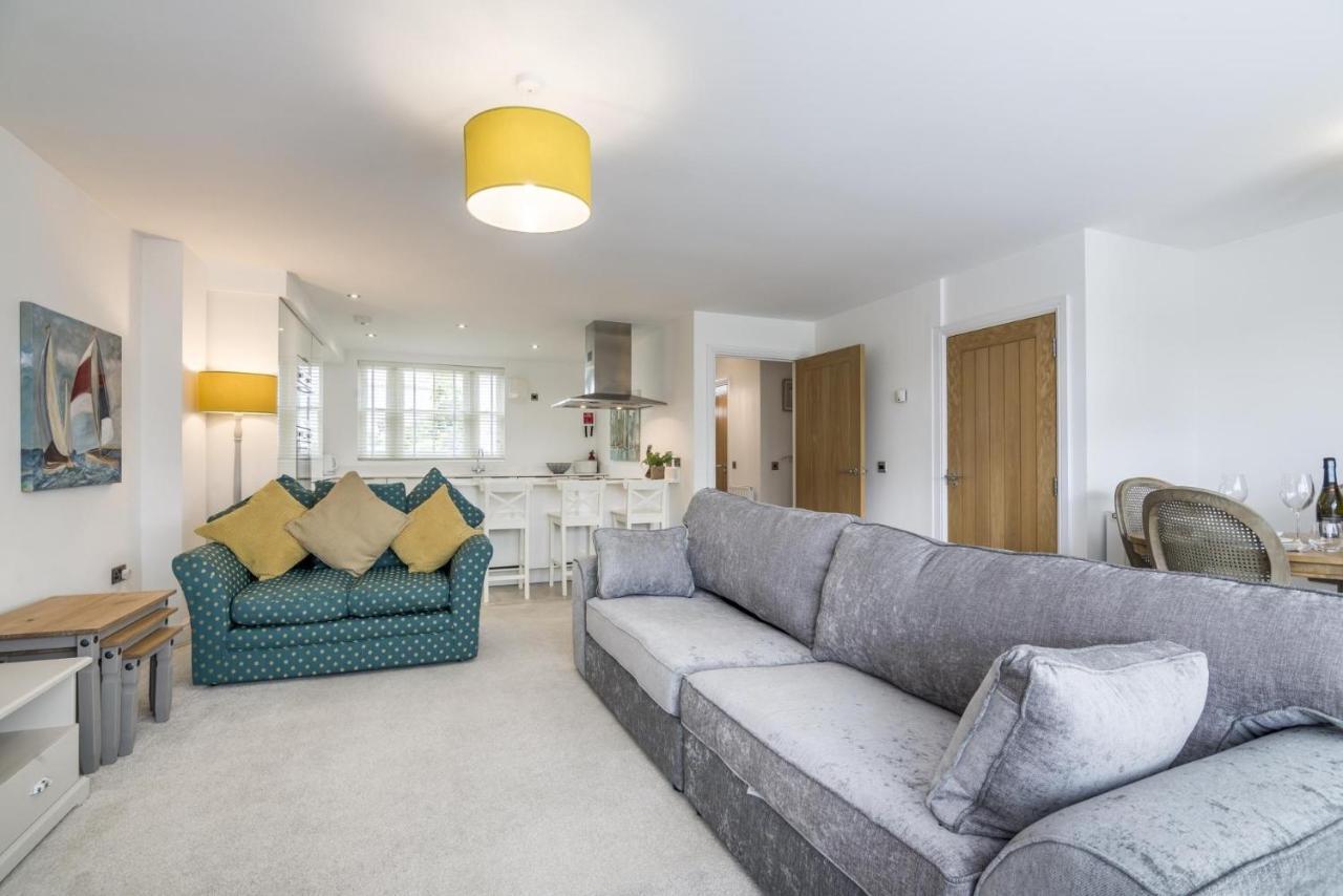 Milford Street - 5 Bedroom Luxurious Holiday Home - Сондерсфут Экстерьер фото